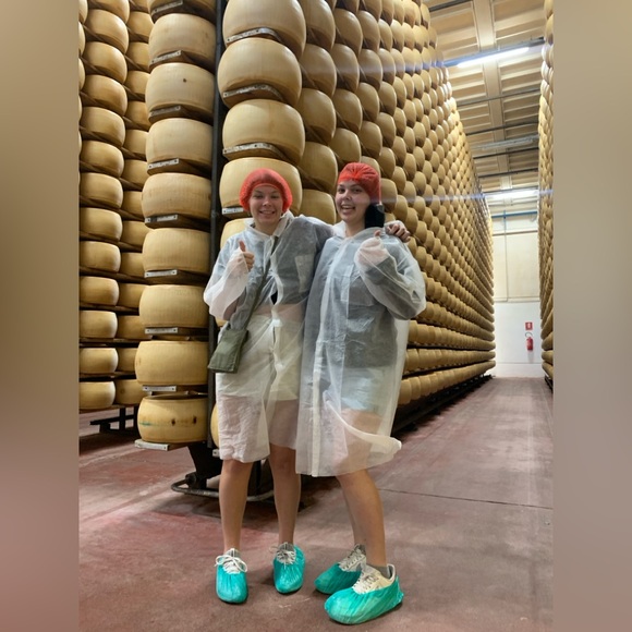 Meet your Posher, Hannah - Picture 8 of 11